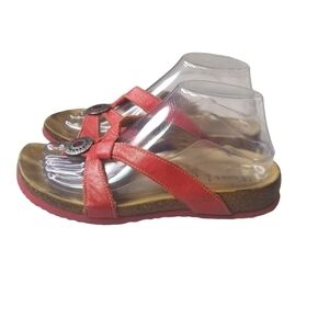 Think! red thong flip flop sandals
